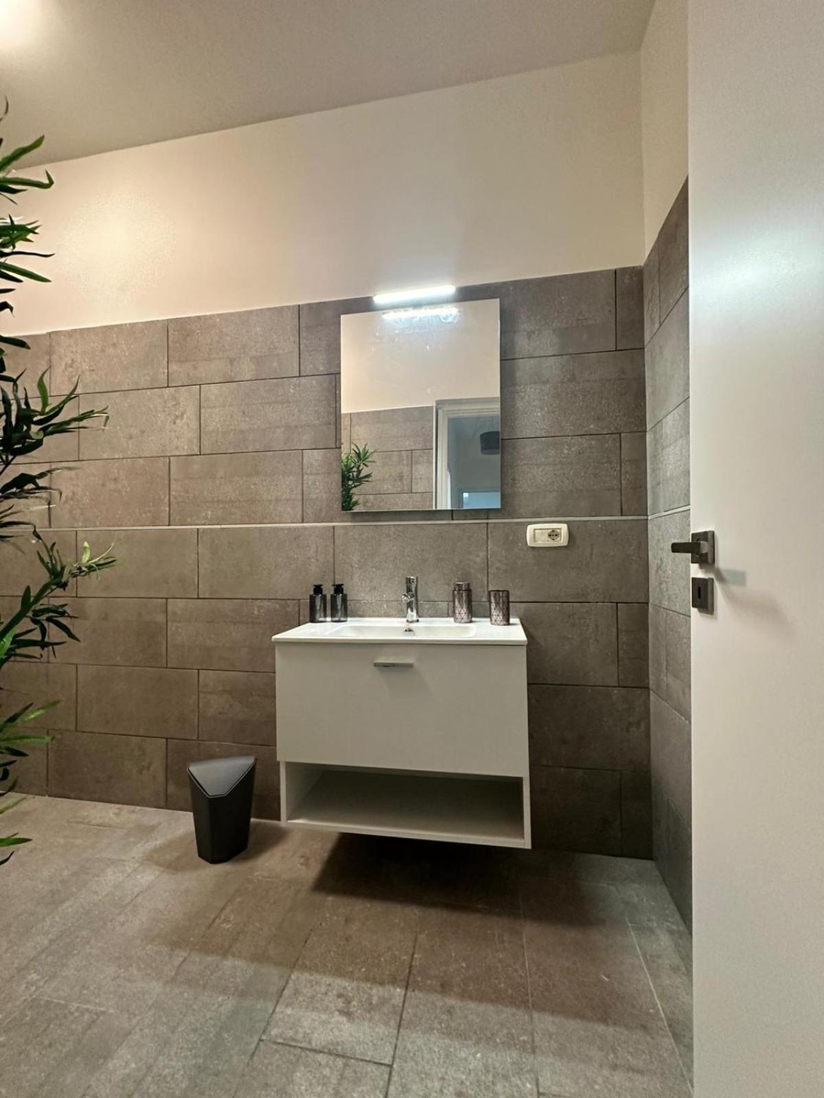 Hv Suites Decumanus نابولي المظهر الخارجي الصورة